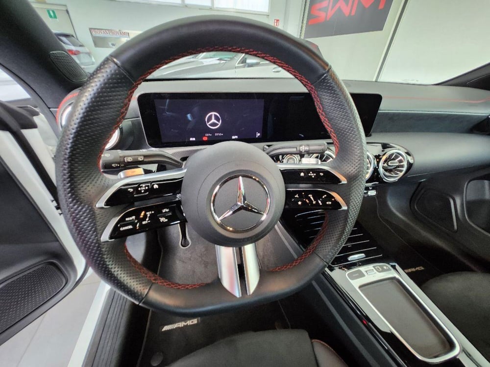 Mercedes-Benz CLA Shooting Brake usata a Milano (19)