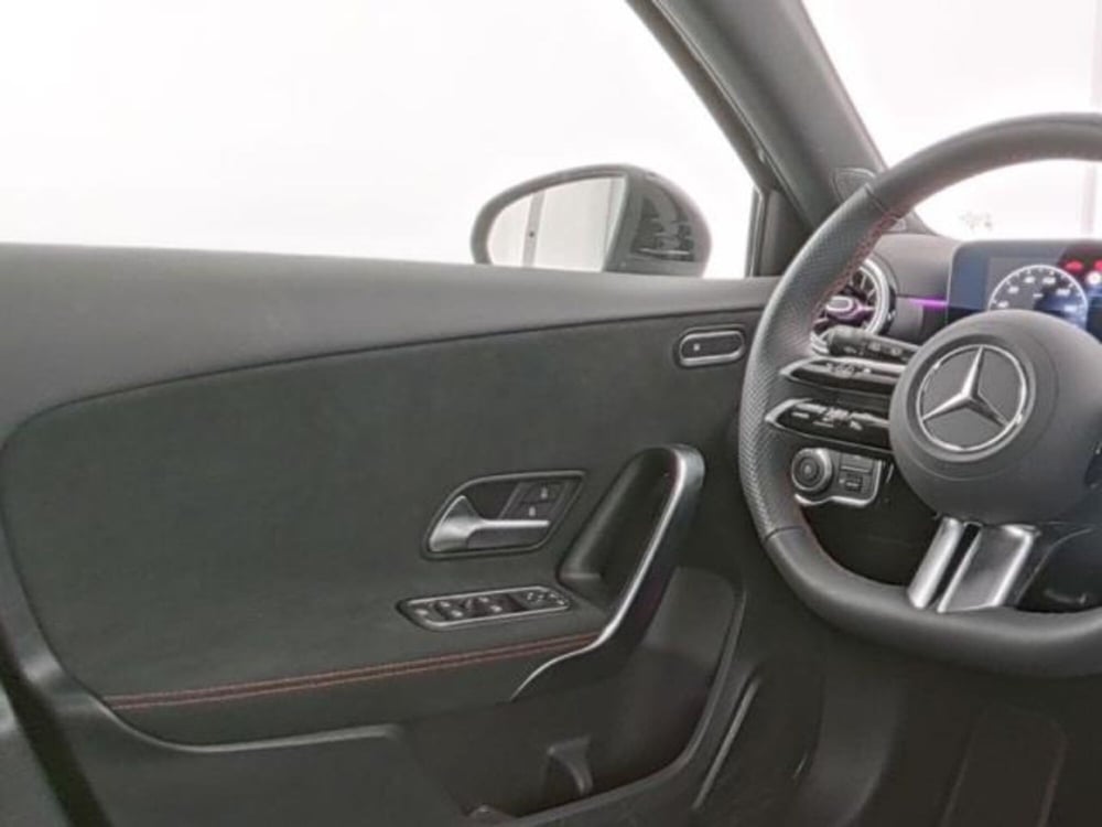 Mercedes-Benz Classe A usata a Milano (9)