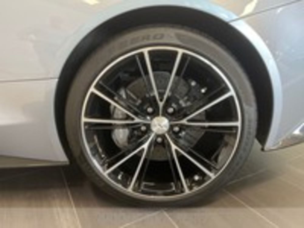 Aston Martin DBS usata a Udine (10)