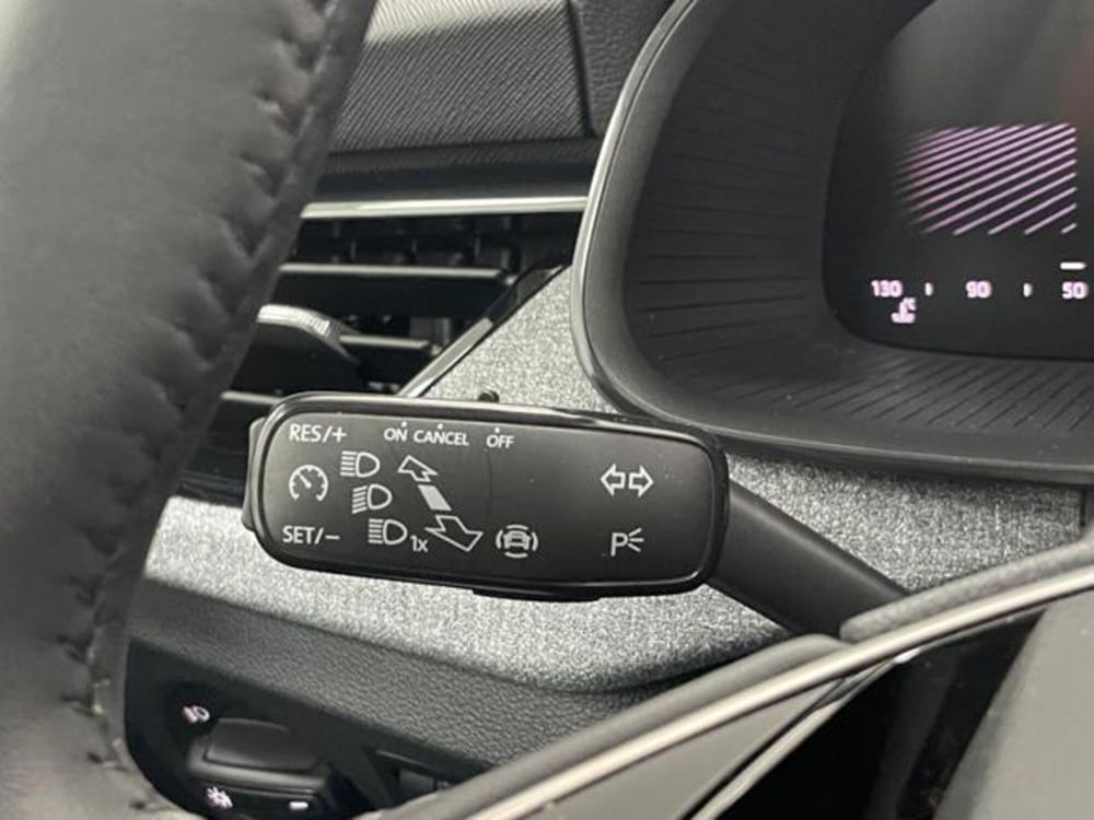 Skoda Kamiq usata a Como (11)