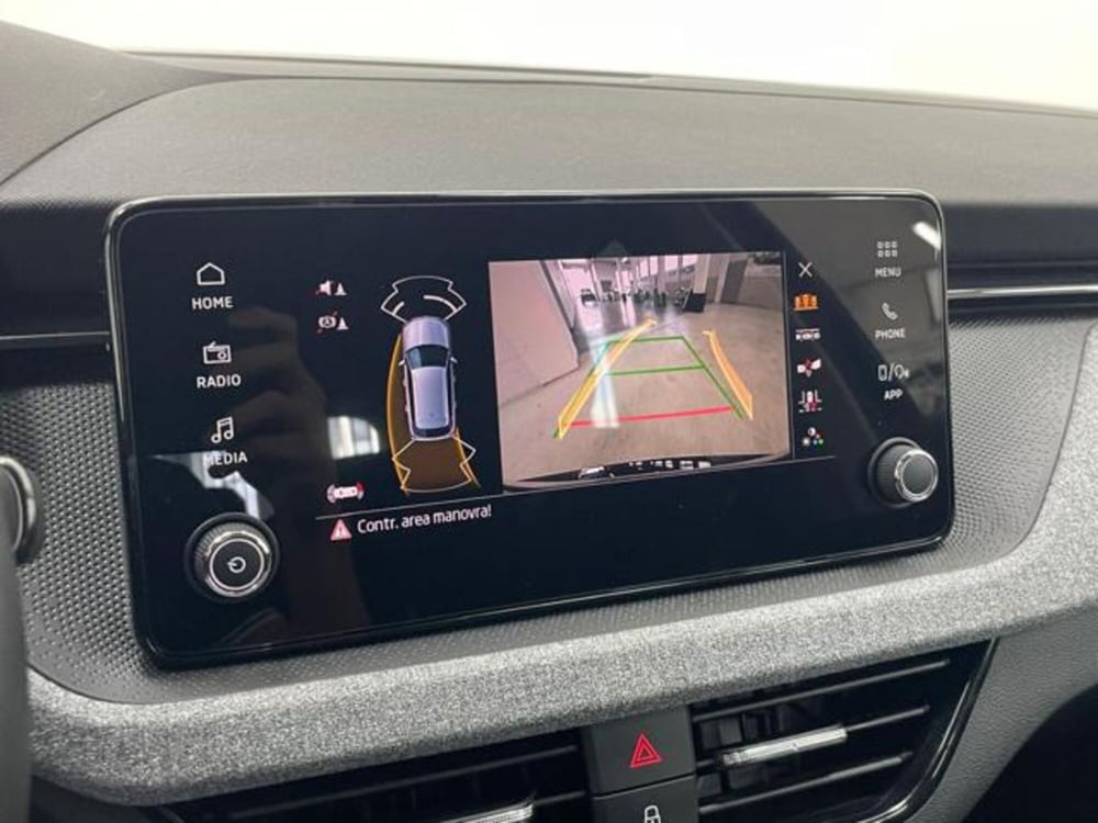 Skoda Kamiq usata a Como (17)