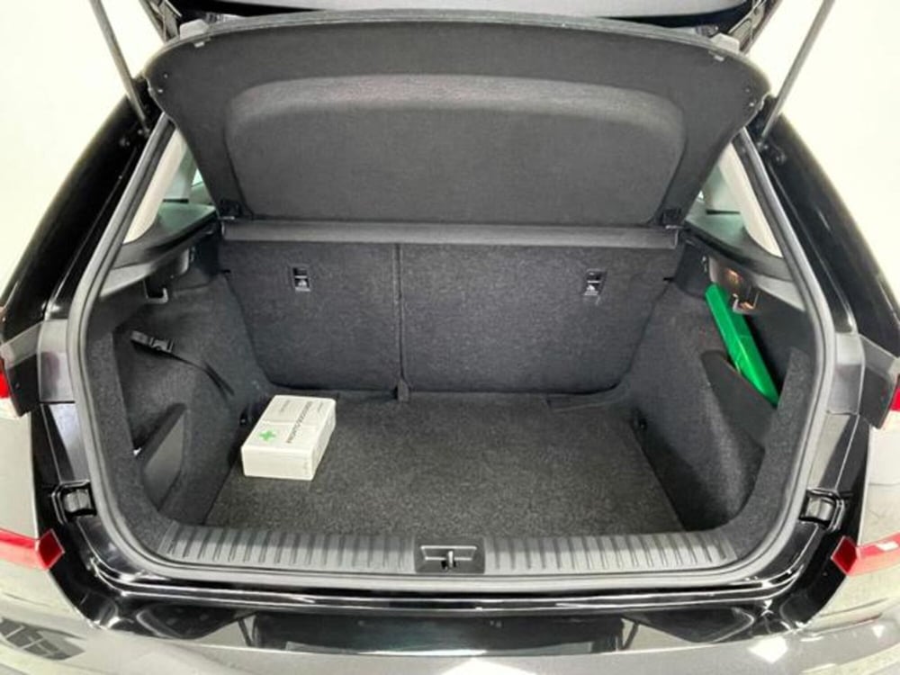 Skoda Kamiq usata a Como (19)