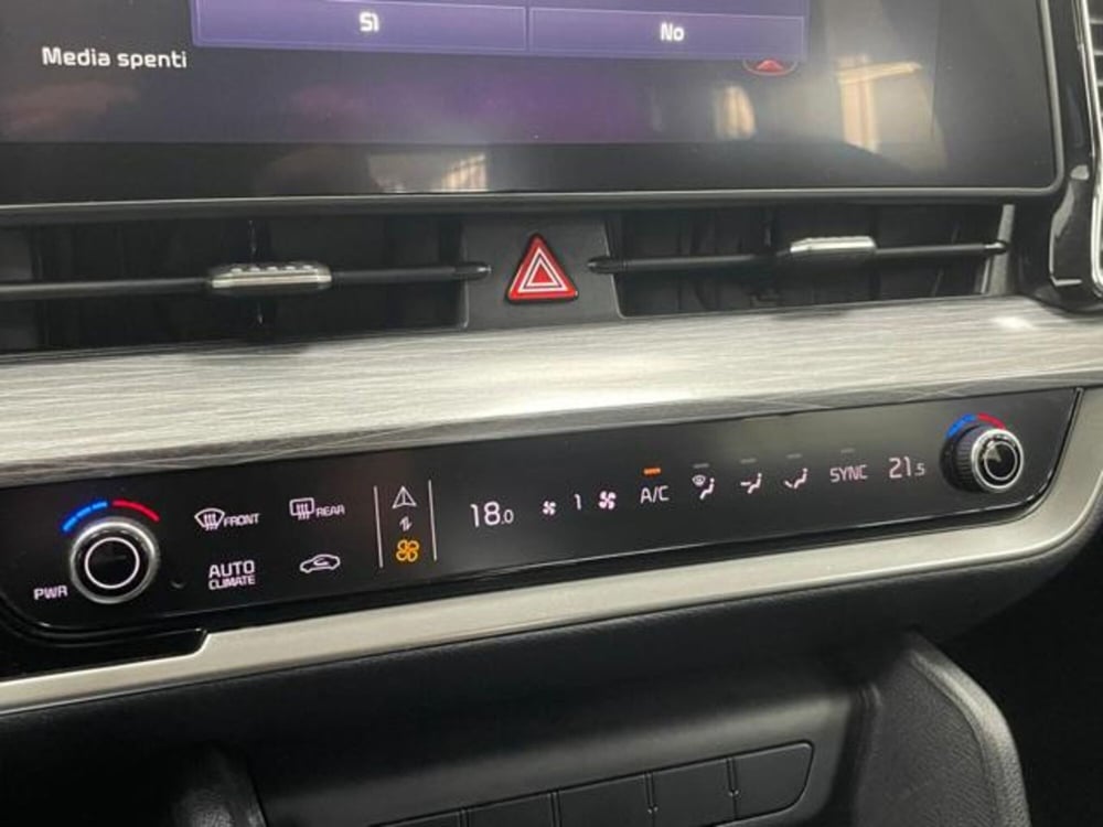 Kia Sportage usata a Como (18)