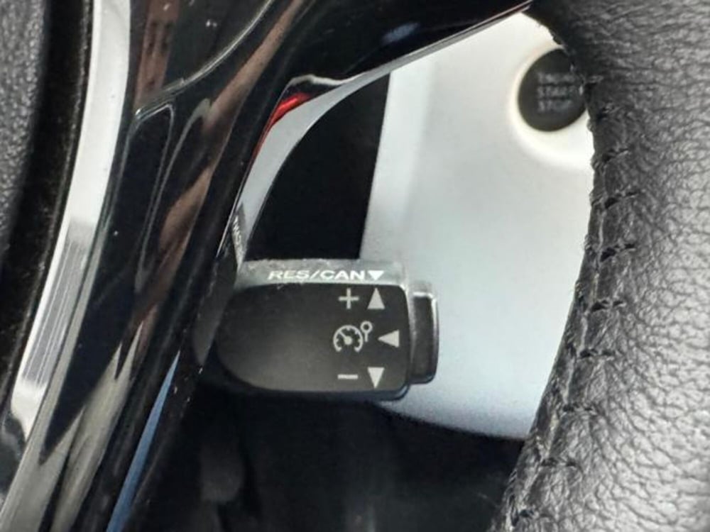 Peugeot 108 usata a Como (11)