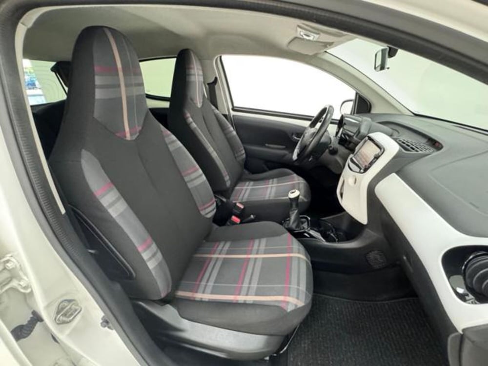Peugeot 108 usata a Como (3)
