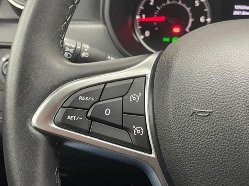 Dacia Duster usata a Como (11)