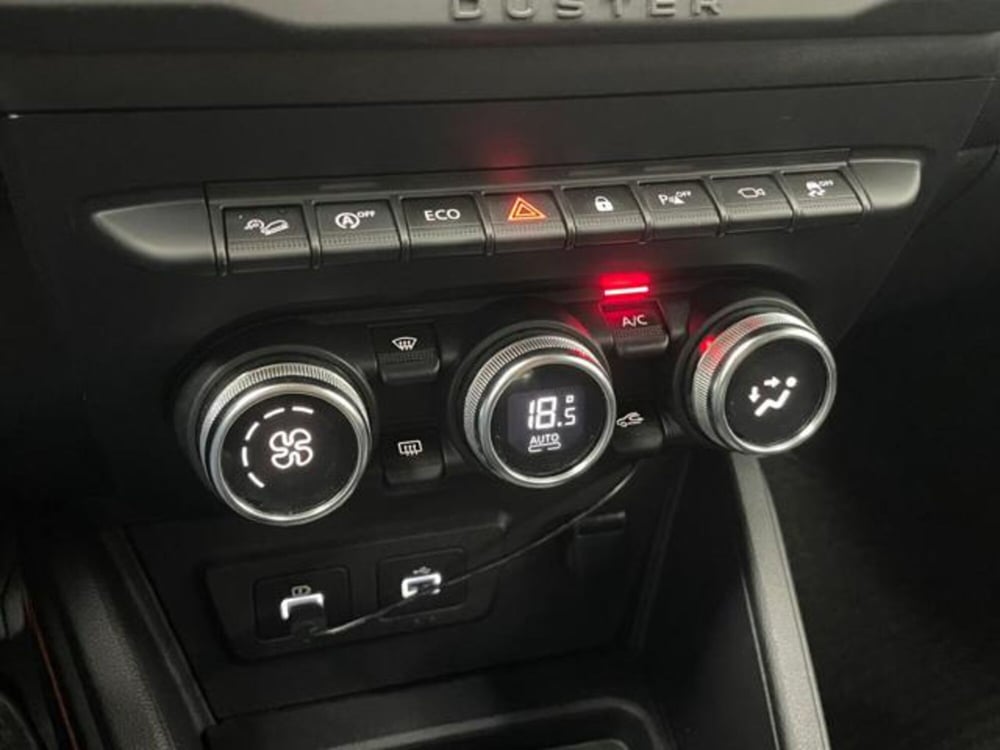 Dacia Duster usata a Como (18)