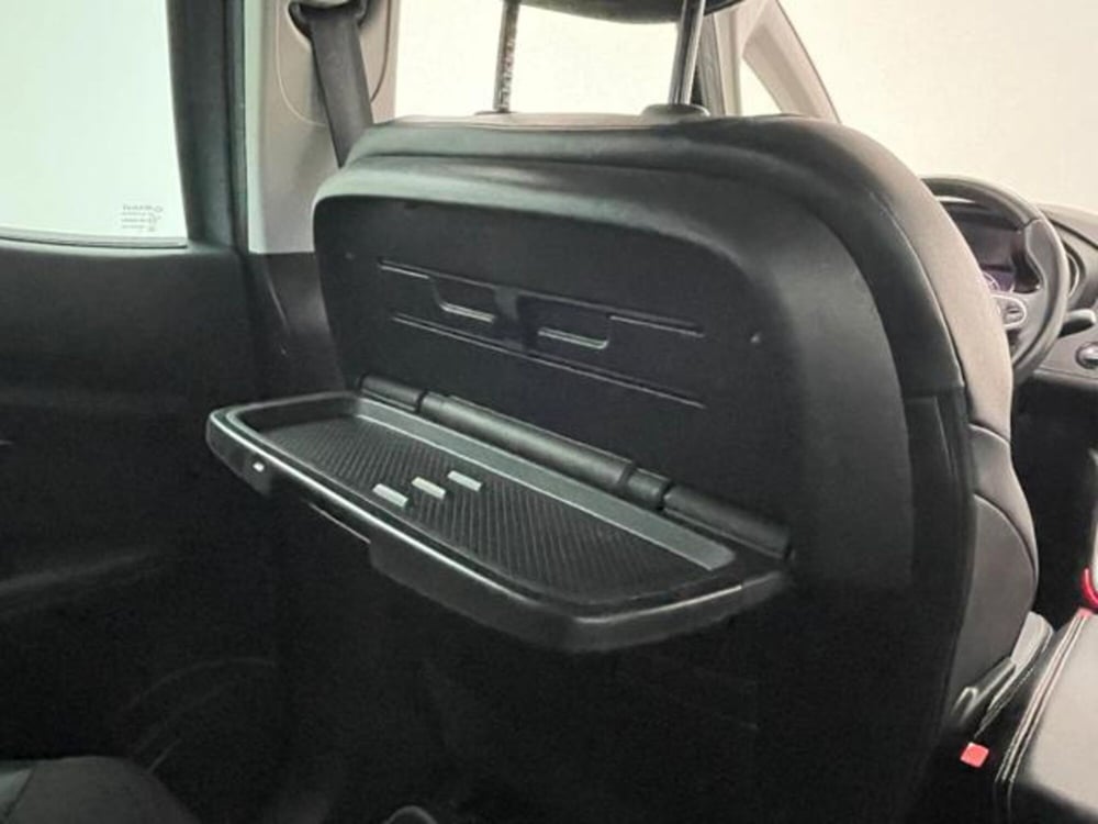Renault Scenic E-Tech Electric usata a Como (5)