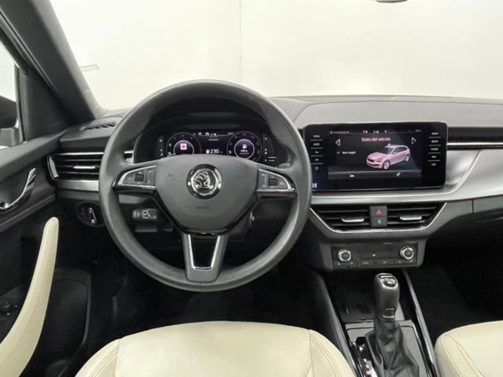 Skoda Kamiq usata a Como (11)
