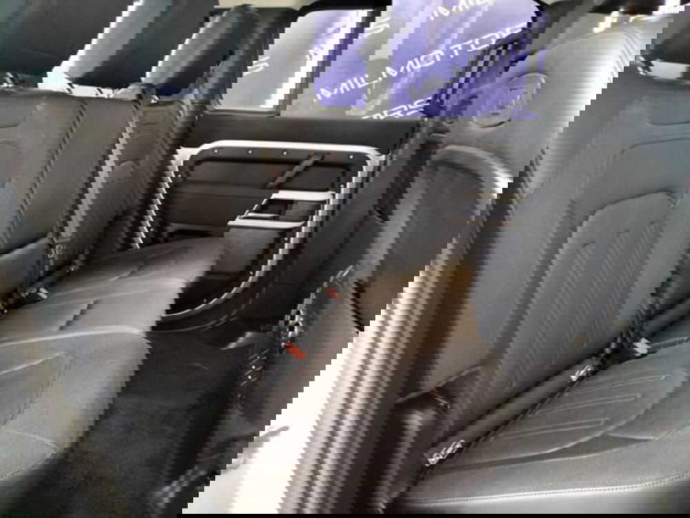 Land Rover Defender usata a Messina (17)