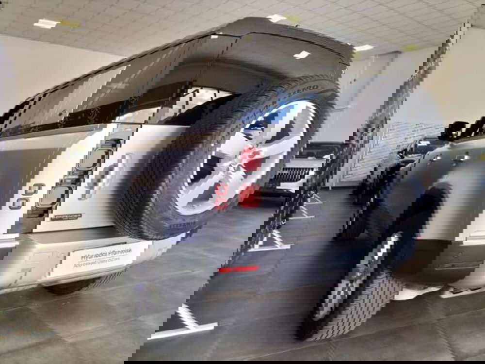 Land Rover Defender usata a Messina (11)