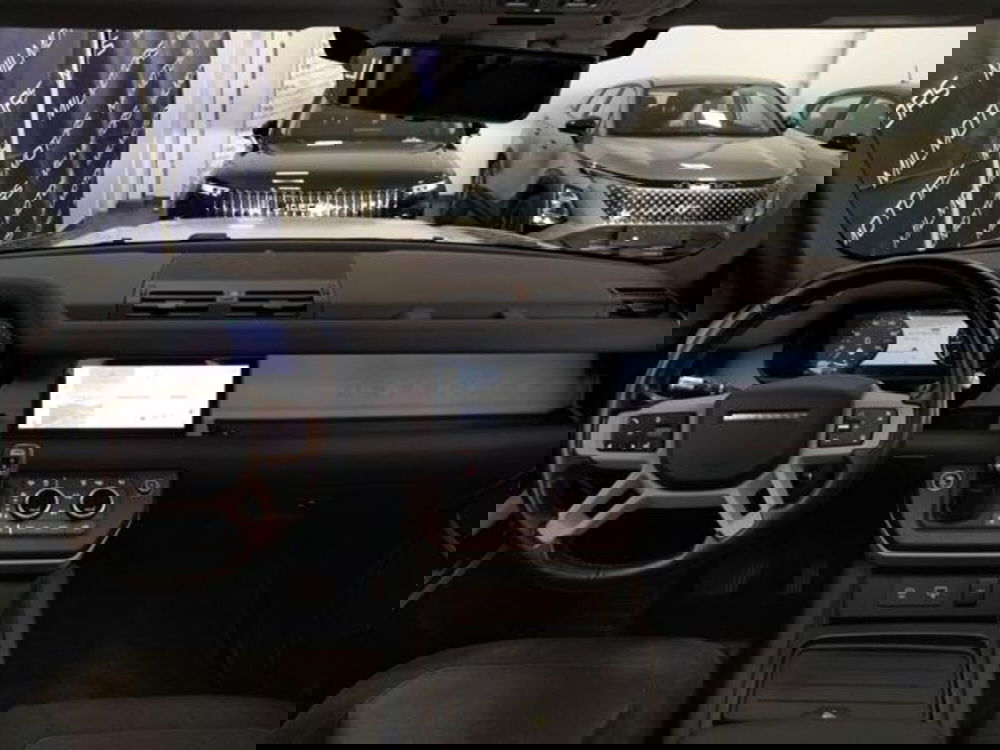 Land Rover Defender usata a Messina (12)