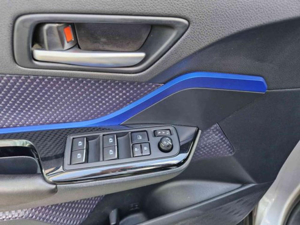 Toyota Toyota C-HR usata a Bologna (16)