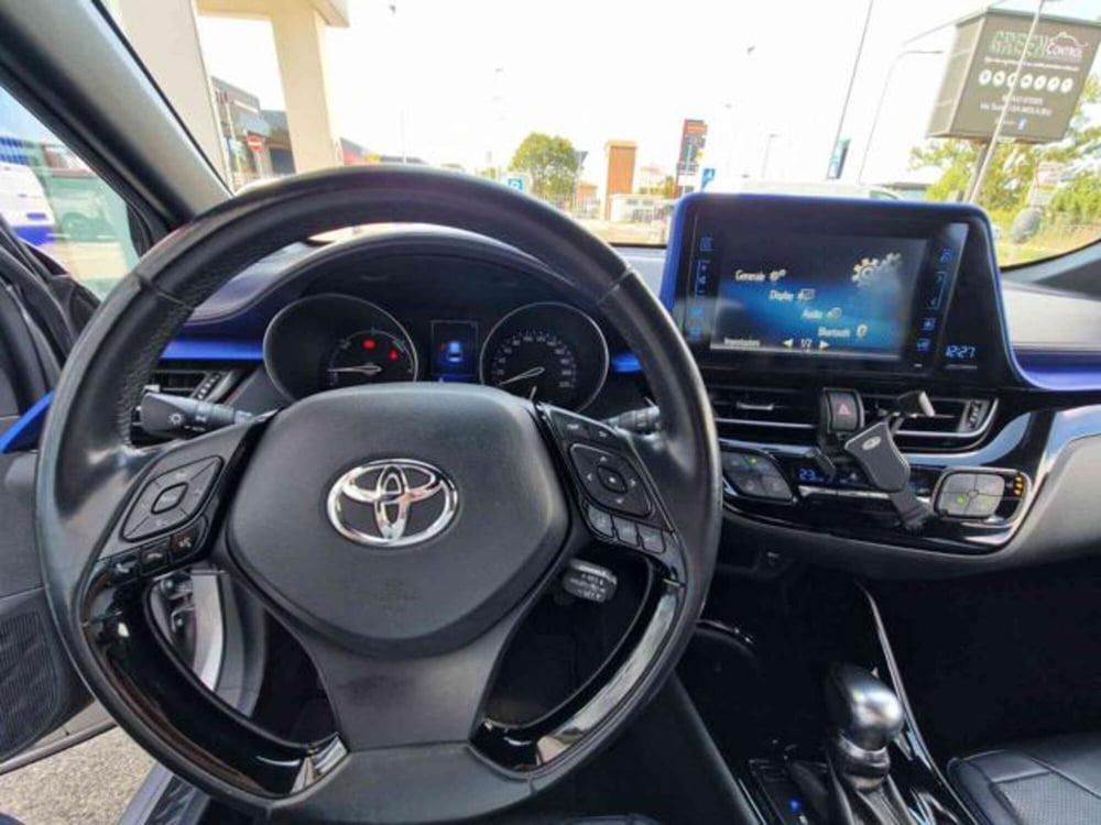 Toyota Toyota C-HR usata a Bologna (9)