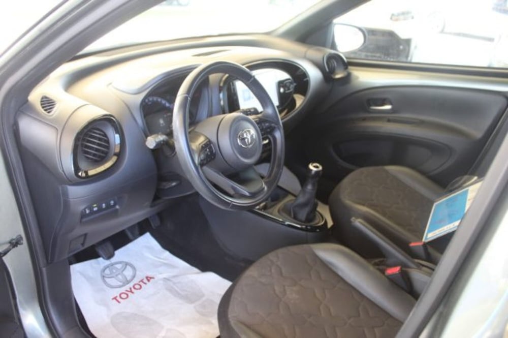 Toyota Aygo X usata a Roma (12)