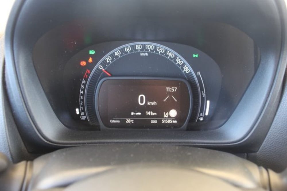 Toyota Aygo X usata a Roma (13)