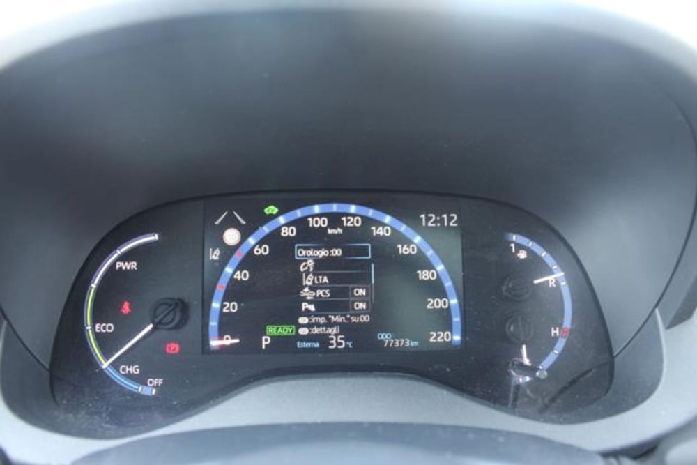 Toyota Yaris Cross usata a Roma (11)