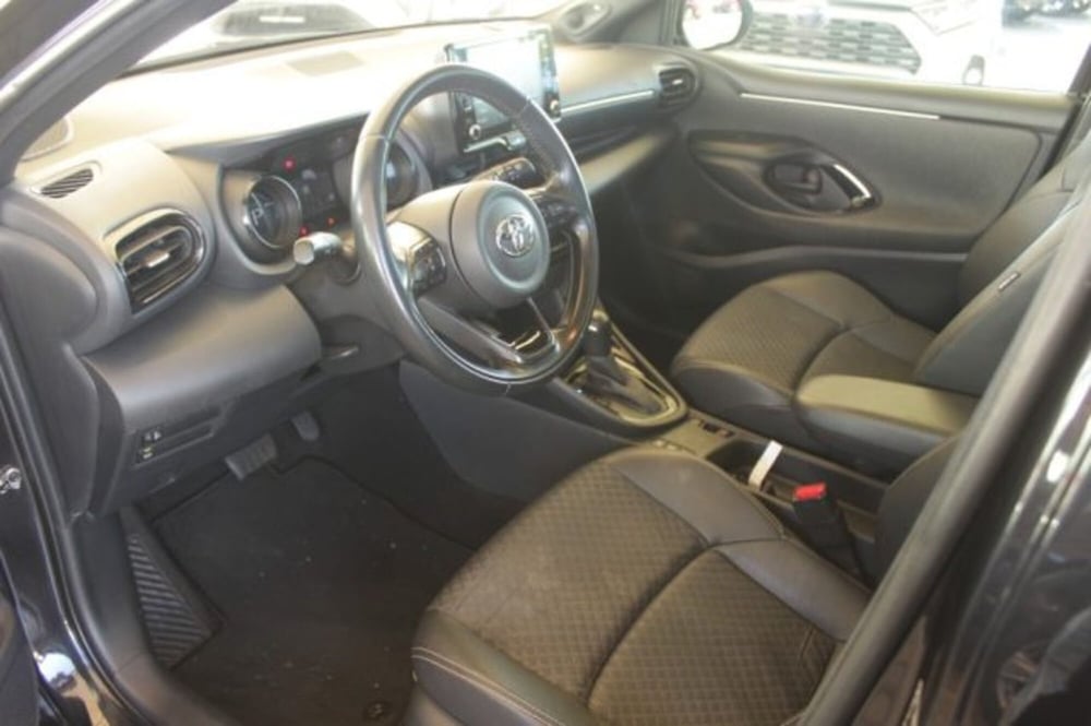 Toyota Yaris Cross usata a Roma (12)
