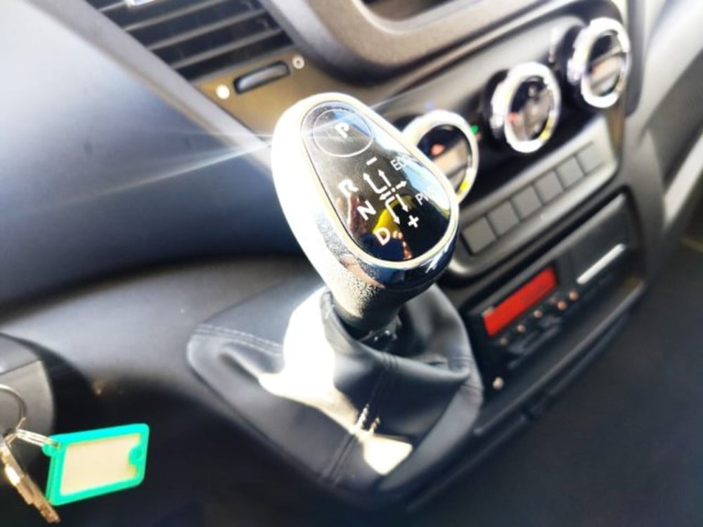 Iveco Daily Telaio usata a Oristano (11)