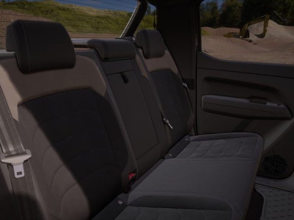 Volkswagen Amarok nuova a Vicenza (10)