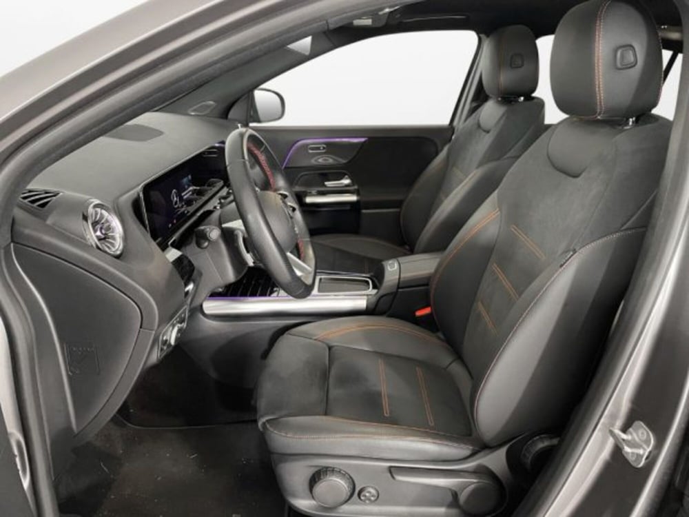 Mercedes-Benz GLA SUV usata a Modena (11)