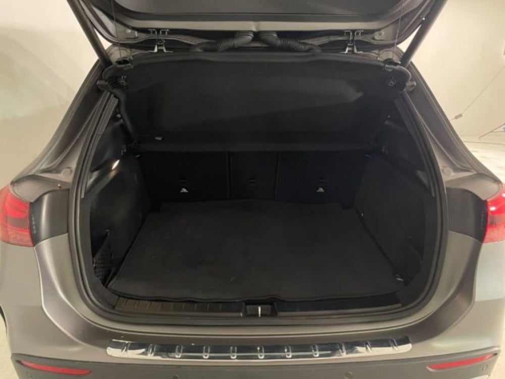 Mercedes-Benz GLA SUV usata a Modena (13)