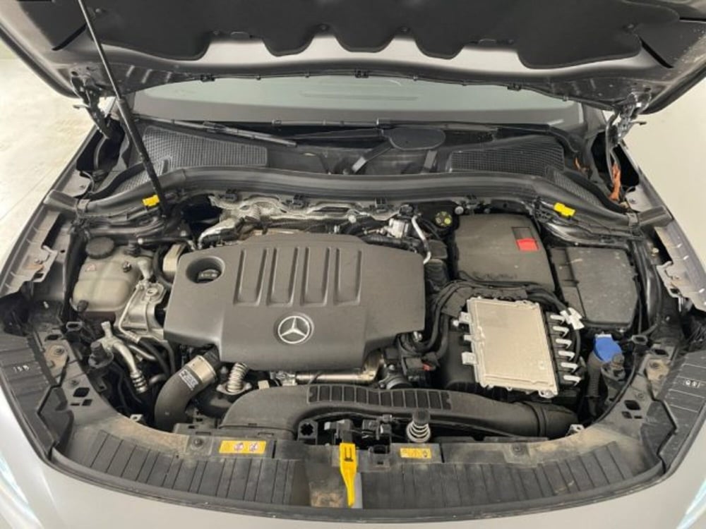 Mercedes-Benz GLA SUV usata a Modena (15)