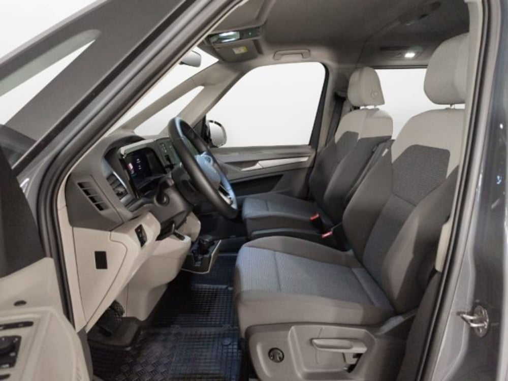 Volkswagen Multivan usata a Modena (11)