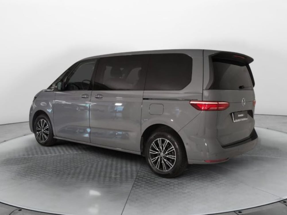 Volkswagen Multivan usata a Modena (18)
