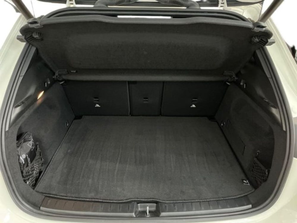 Mercedes-Benz GLA SUV usata a Verona (13)