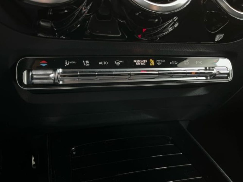 Mercedes-Benz GLA SUV usata a Verona (14)