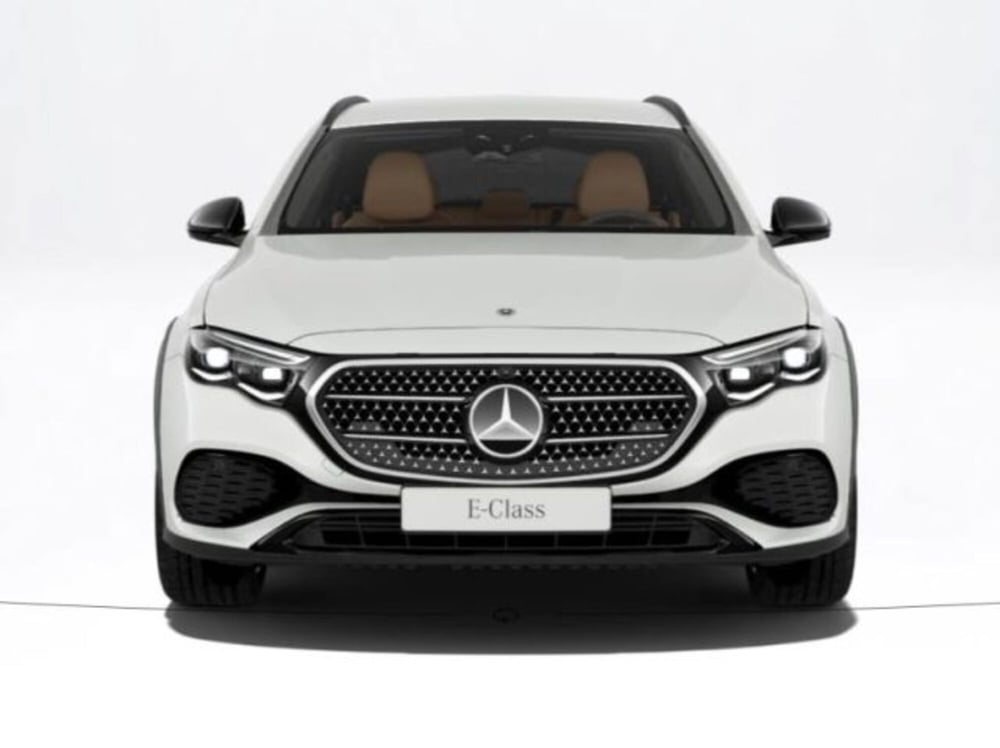 Mercedes-Benz Classe E Station Wagon nuova a Verona (3)