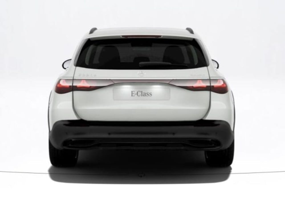 Mercedes-Benz Classe E Station Wagon nuova a Verona (4)