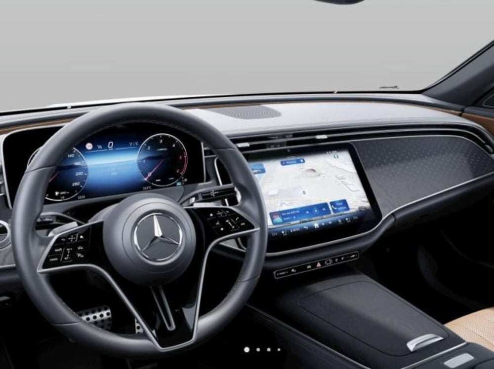 Mercedes-Benz Classe E Station Wagon nuova a Verona (5)
