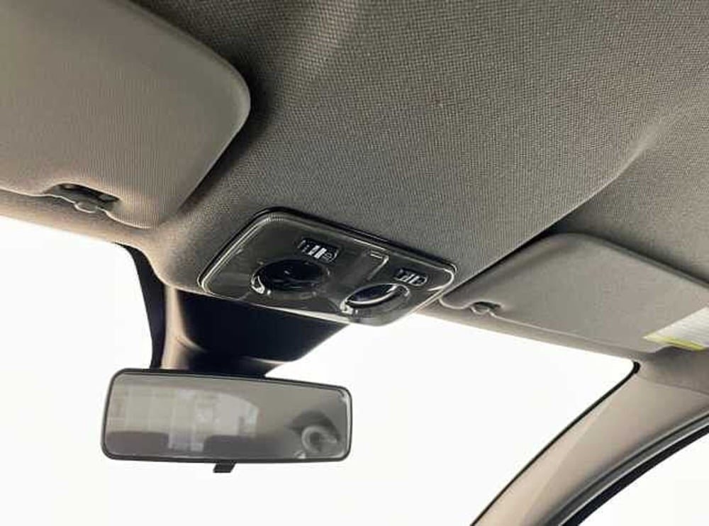 Lancia Ypsilon usata a Ravenna (17)