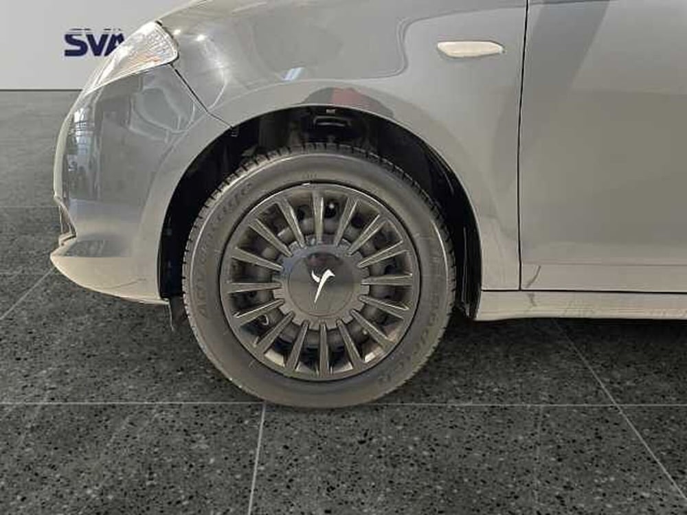 Lancia Ypsilon usata a Ravenna (6)