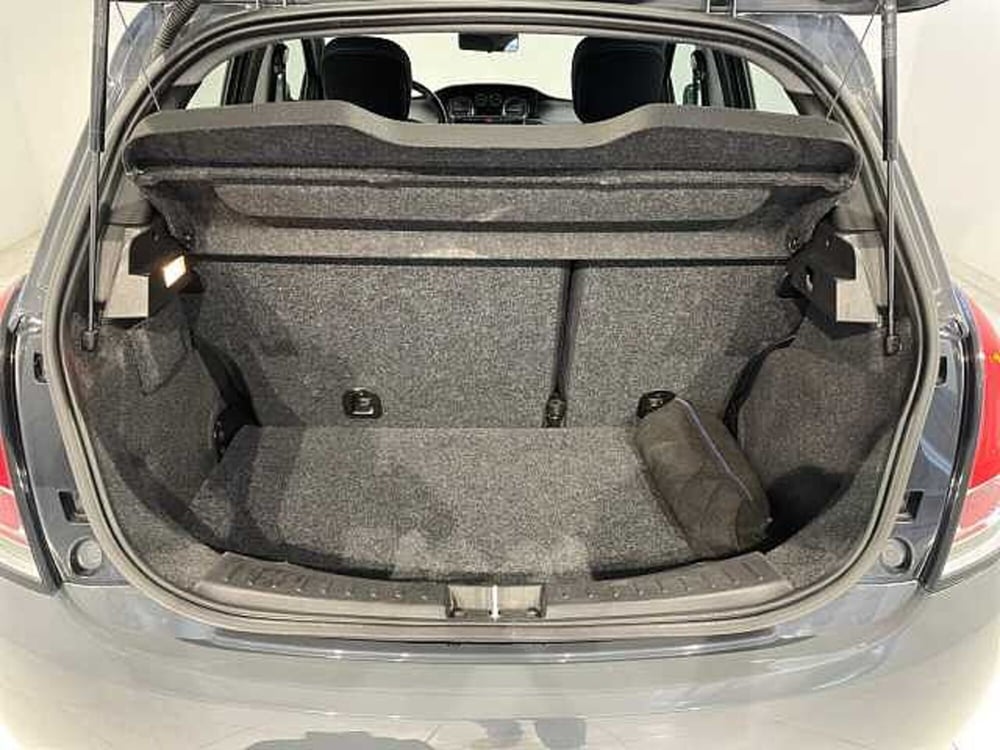 Lancia Ypsilon usata a Ravenna (9)