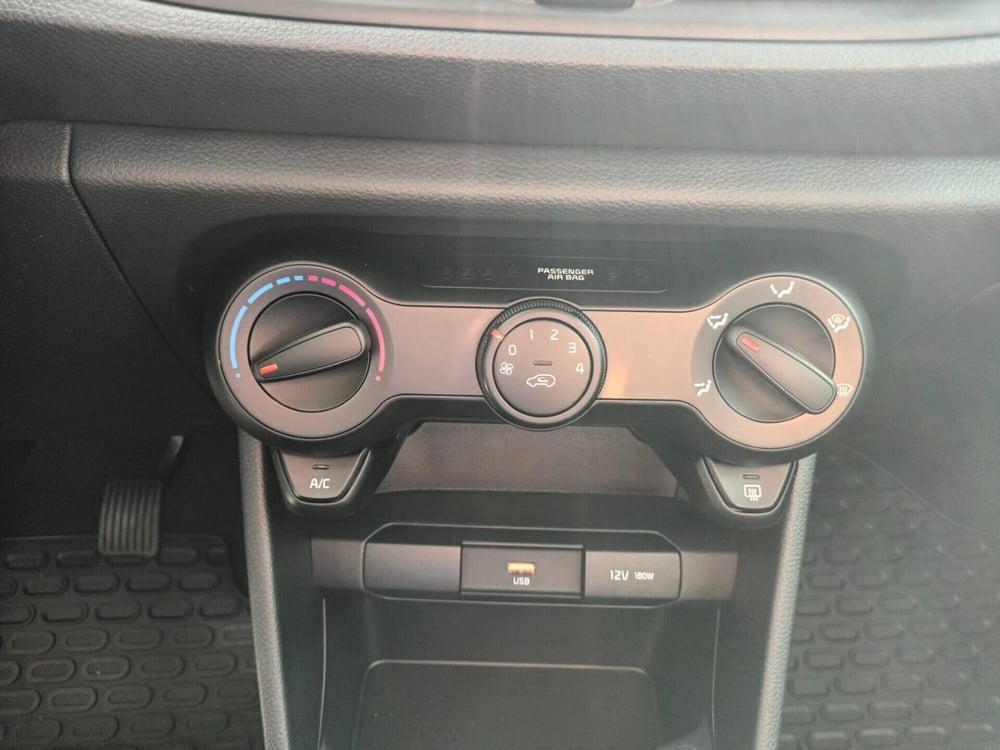 Kia Picanto usata a Bari (10)