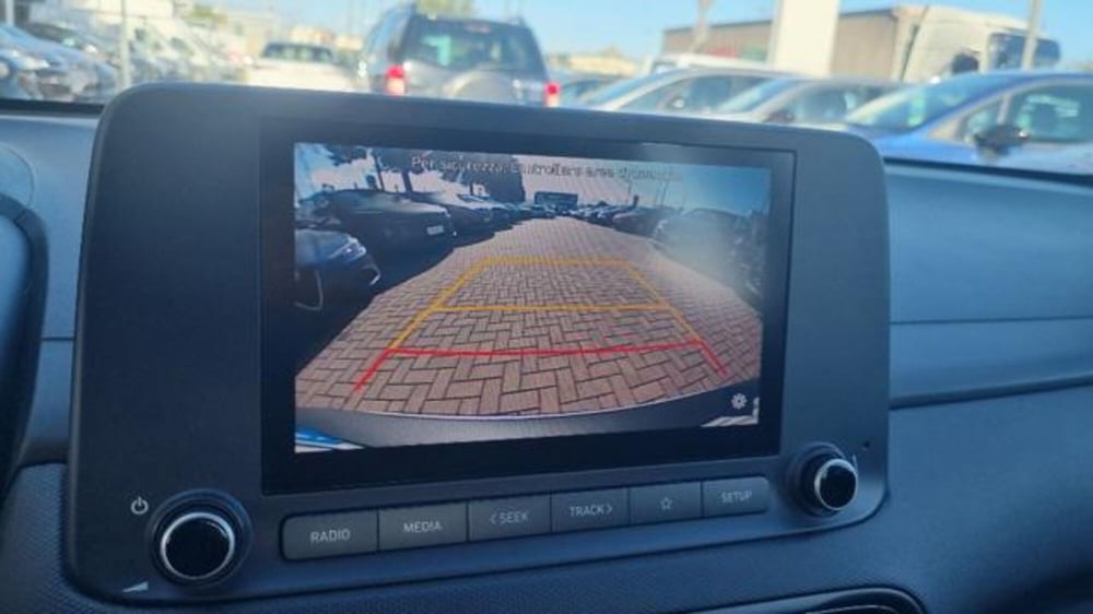 Hyundai Kona usata a Savona (12)