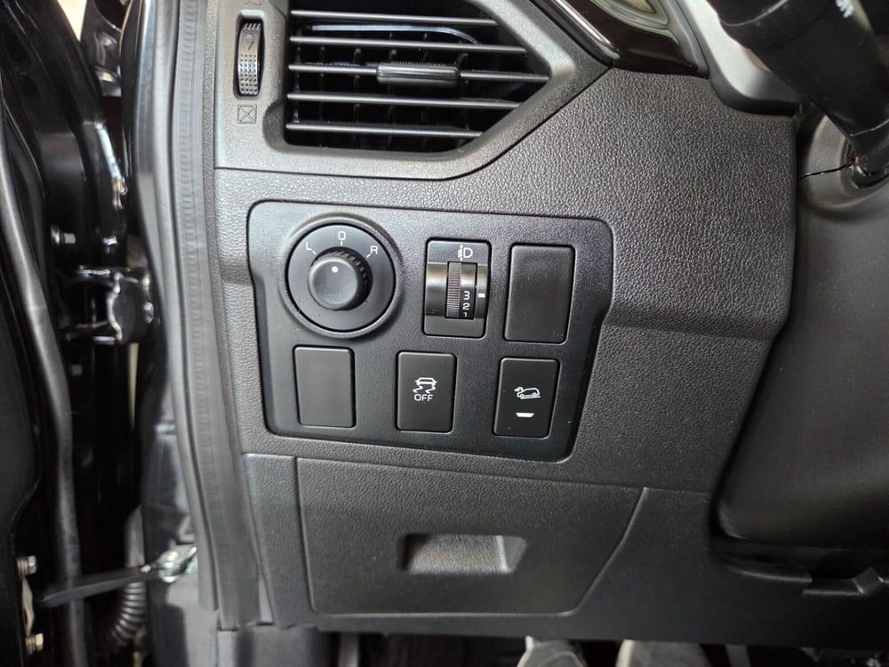 Mahindra KUV100 usata a Torino (20)