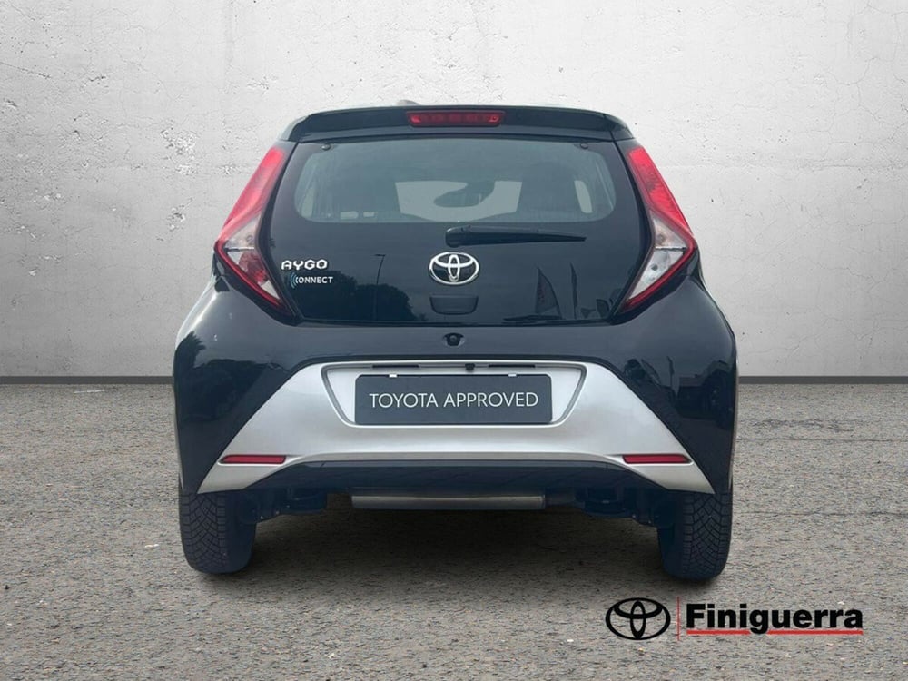 Toyota Aygo usata a Lecco (12)