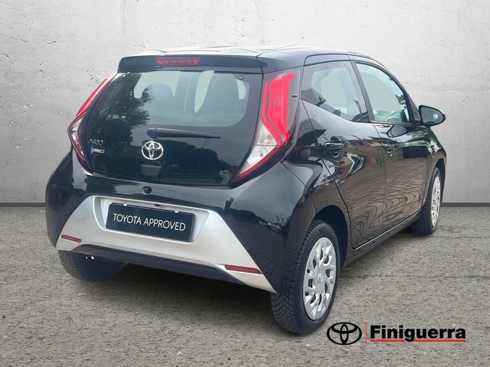Toyota Aygo usata a Lecco (3)