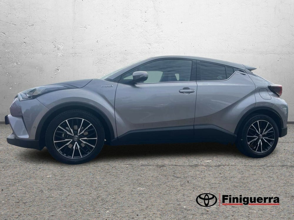 Toyota Toyota C-HR usata a Lecco (10)