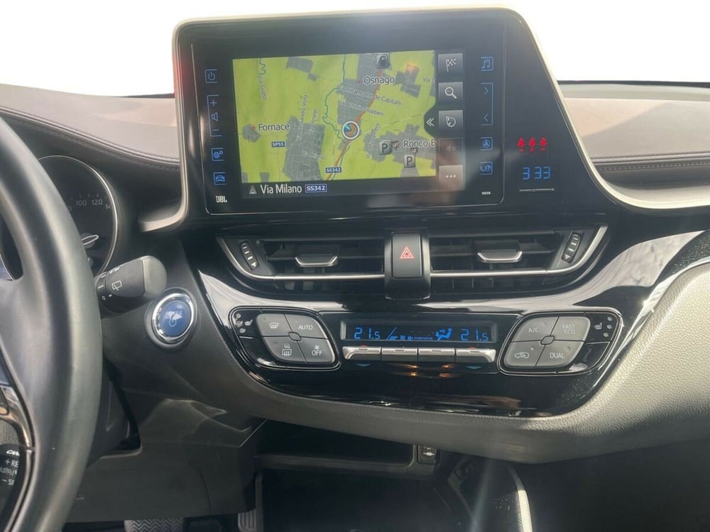 Toyota Toyota C-HR usata a Lecco (14)