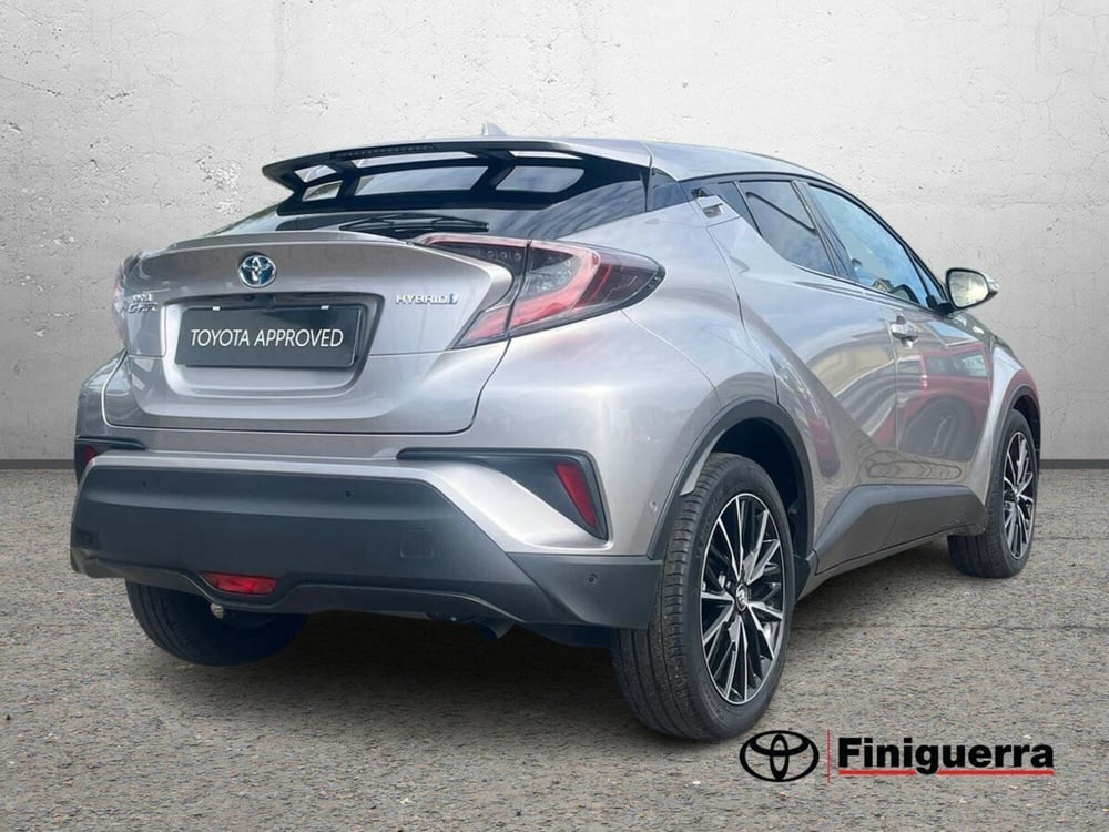 Toyota Toyota C-HR usata a Lecco (3)