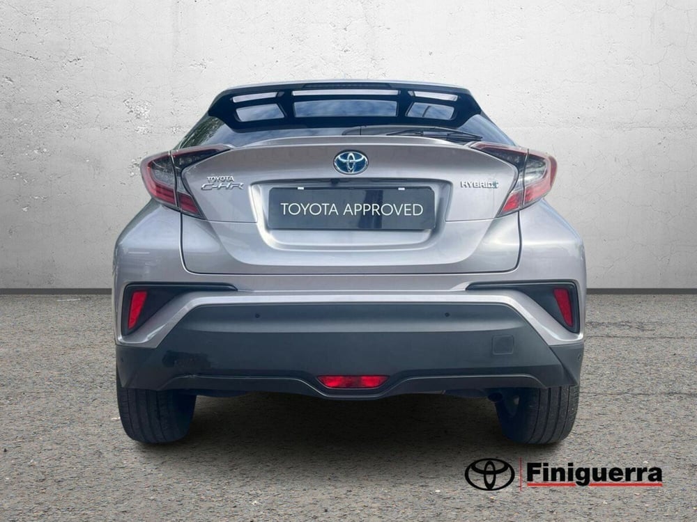 Toyota Toyota C-HR usata a Lecco (9)