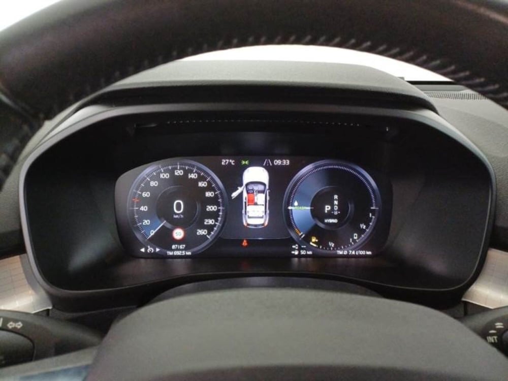 Volvo XC40 usata a Salerno (10)