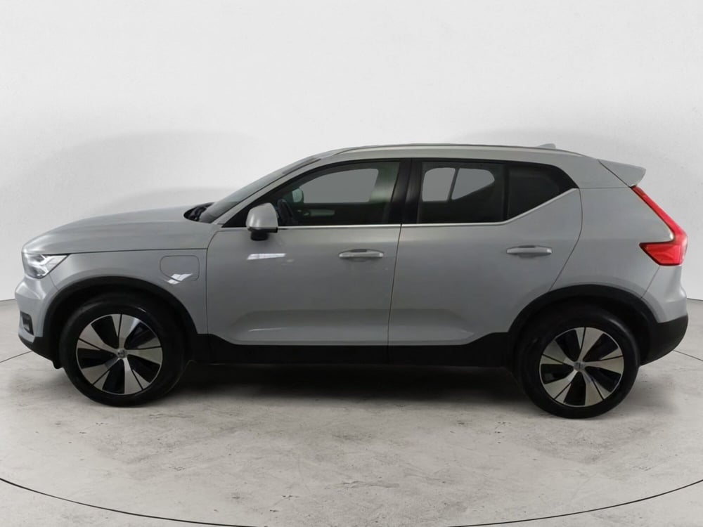 Volvo XC40 usata a Salerno (4)