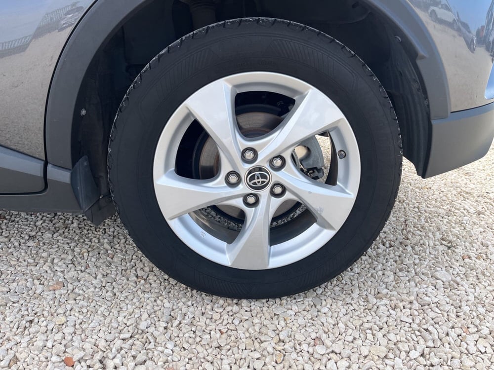 Toyota Toyota C-HR usata a Ragusa (5)