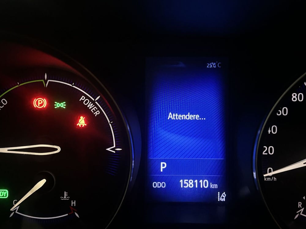 Toyota Toyota C-HR usata a Milano (13)